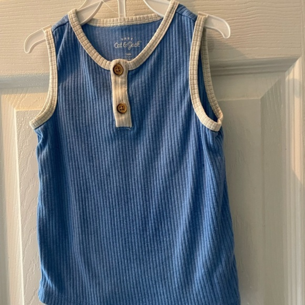 Cat & Jack‎ 2 piece 18 mo size, VGUC, so cute blue unisex 2 piece set shorties